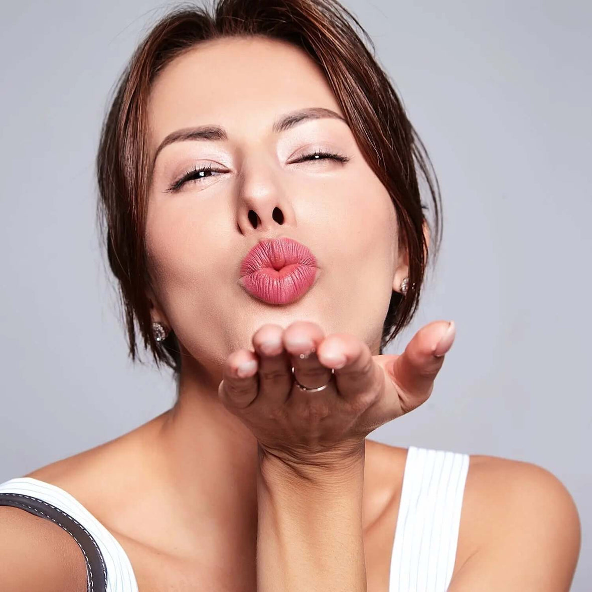 The Secret to Soft, Kissable Lips: Lip Gloss Benefits - SkinFlora