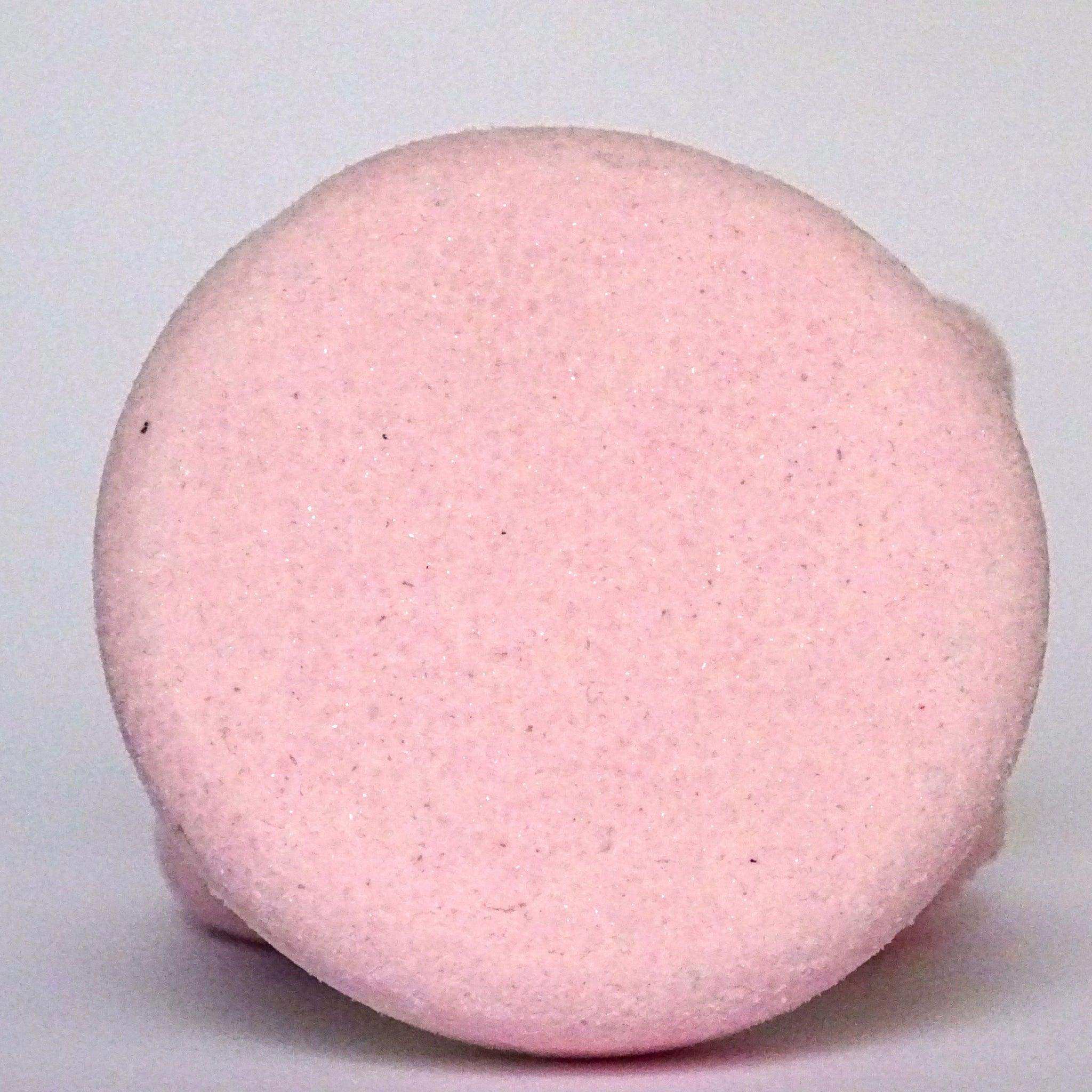 Luxurious bath bomb for relaxation, soft skin, and glowing finish - Skinflora UAE | قنبلة الاستحمام الفاخرة للاسترخاء وترطيب البشرة ولمعان مشرق - سكينفلورا الإمارات
