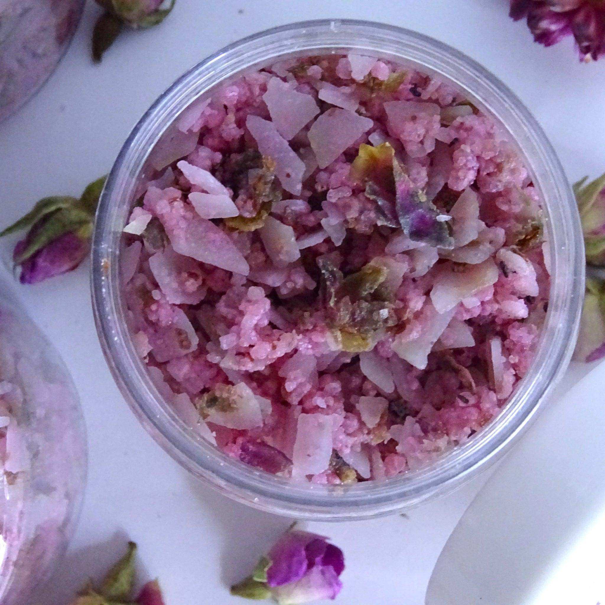 Bath Salts for ultimate relaxation and muscle recovery - Skinflora UAE | أملاح الاستحمام للاسترخاء التام وتخفيف توتر العضلات - سكينفلورا الإمارات