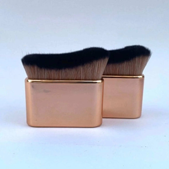 LumiGlow Body Brush Flawless Glow Application Tool - LumiGlow body brush - Skinflora - فرشاة الهايلايتر - سكينفلورا