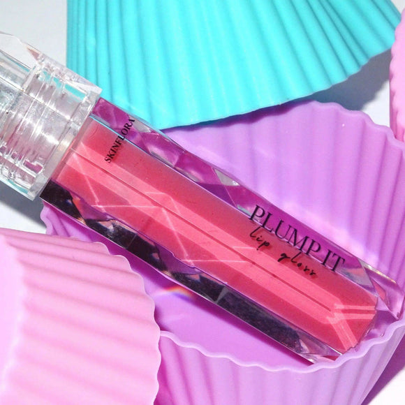 Plump It Lip Plumper Gloss Full, Smooth Lips Without Fillers - plump it lip plumper - Skinflora  - ملمع شفاه - سكينفلورا