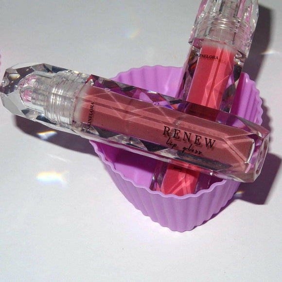 Renew Glossy Lips for Glossy, Hydrated, Radiant Lips Every Day - Glossy Lips - Skinflora  - الشفاه الجافة - سكينفلورا